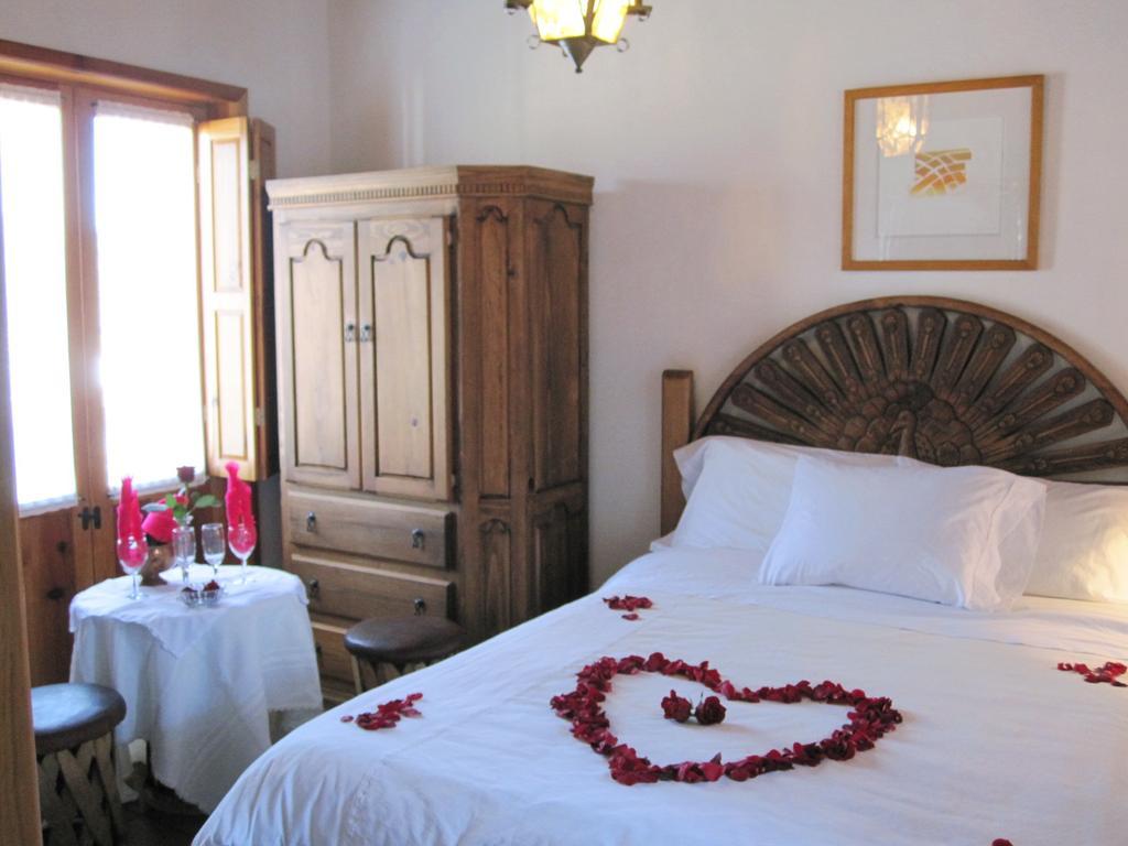 Hotel Estancia De La Era B&B パツクアロ 部屋 写真
